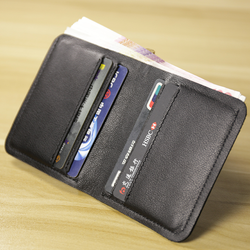 Portafoglio da uomo casual in  - Money Clip Magnetic recensione e prezzo